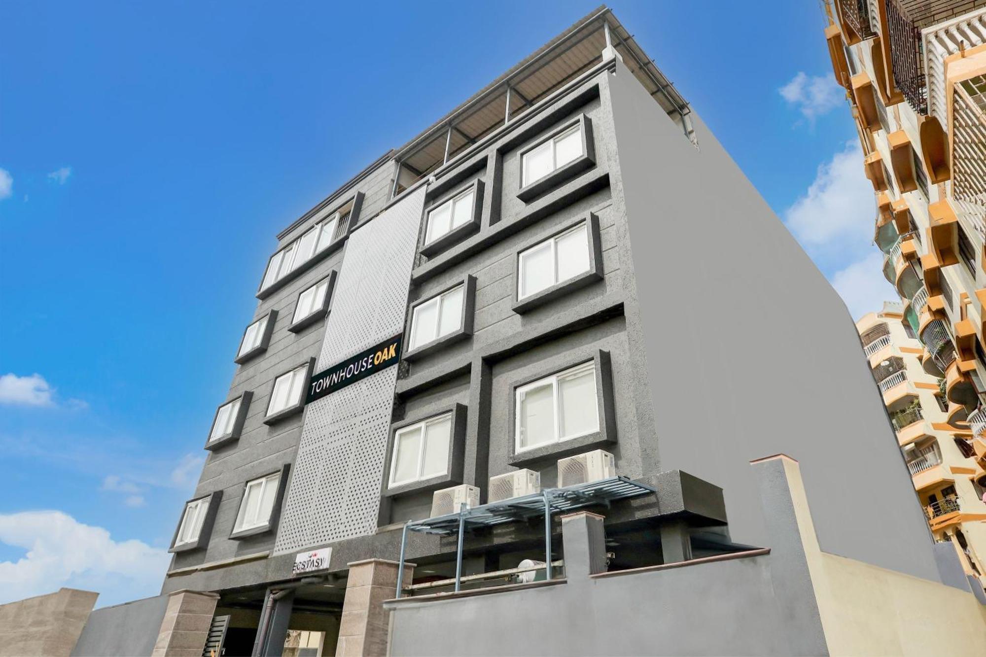 Super Townhouse Oak Sayhallo Ecstasy Бхубанешвара Экстерьер фото